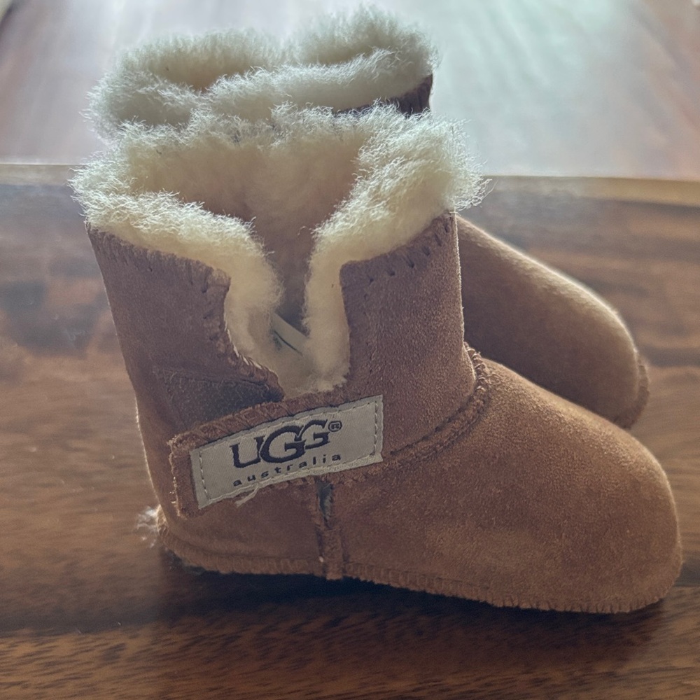 UGG Kids Chestnut Brown Shearling Lined Booties